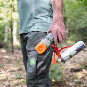Met een roodoranje stip wordt aangegeven welke bomen weggehaald moeten worden.
