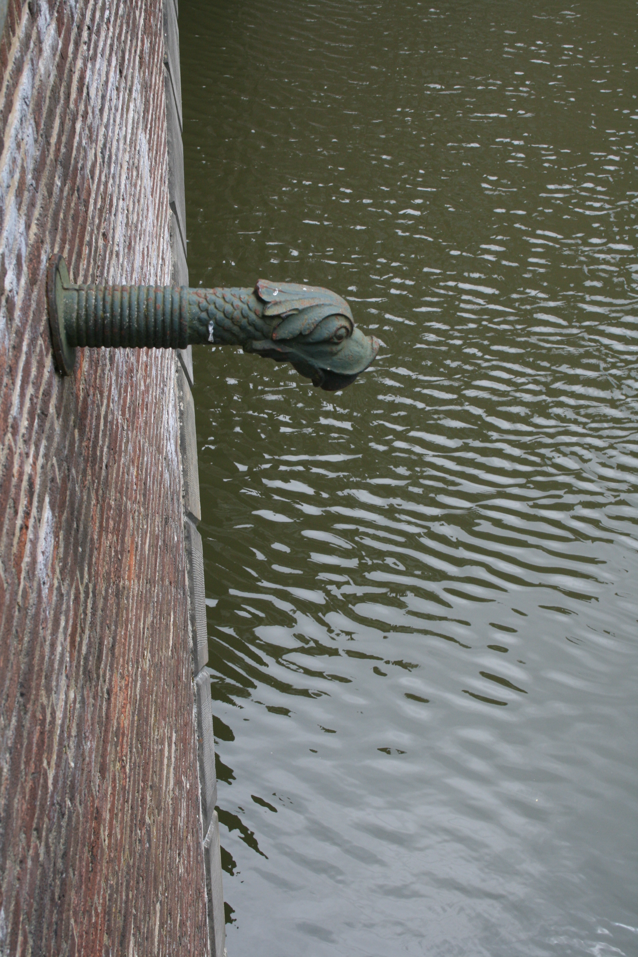 Middachten afwatering brug